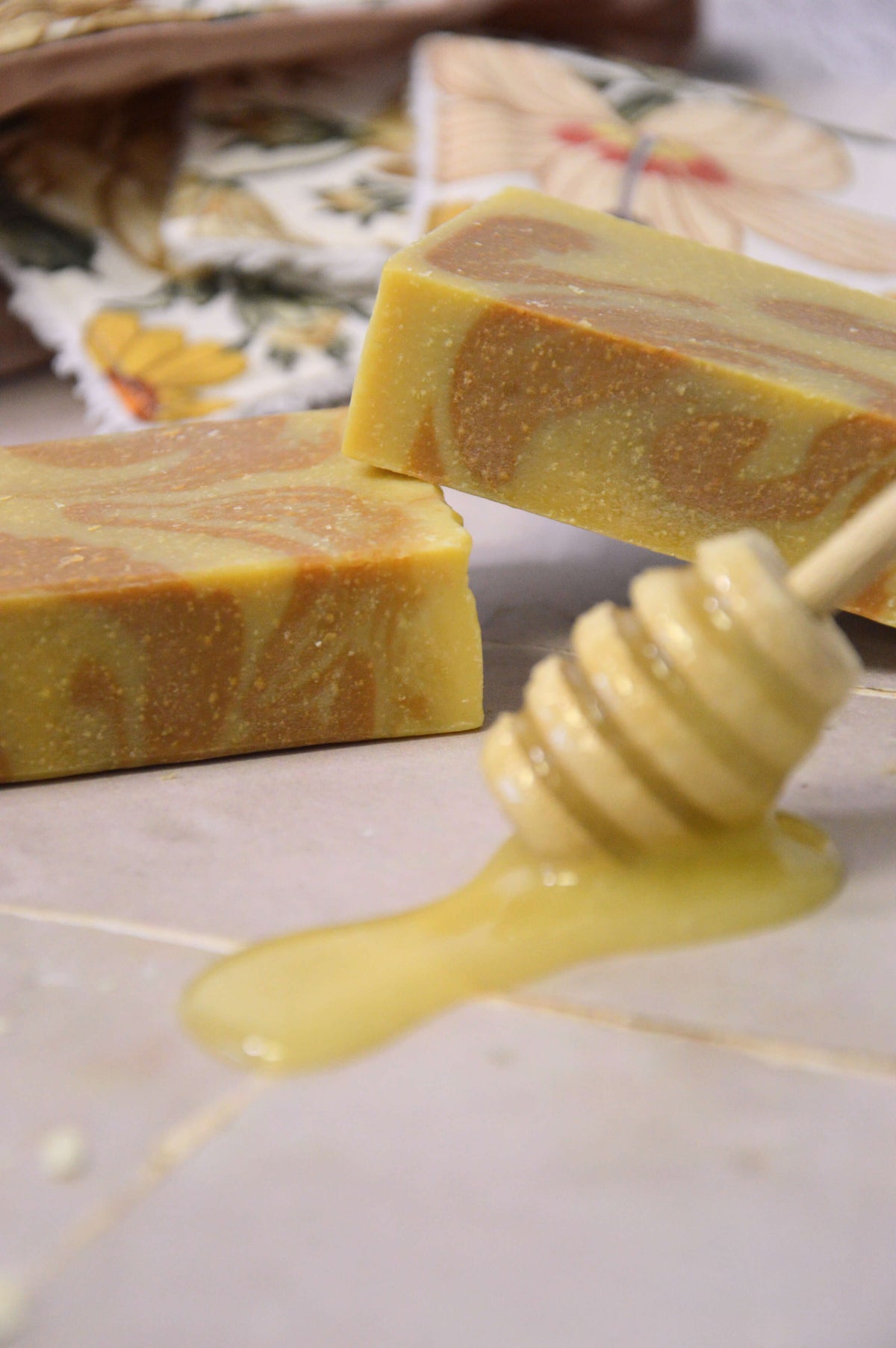 Mousse douce du savon au miel sans parfum pour toute la famille