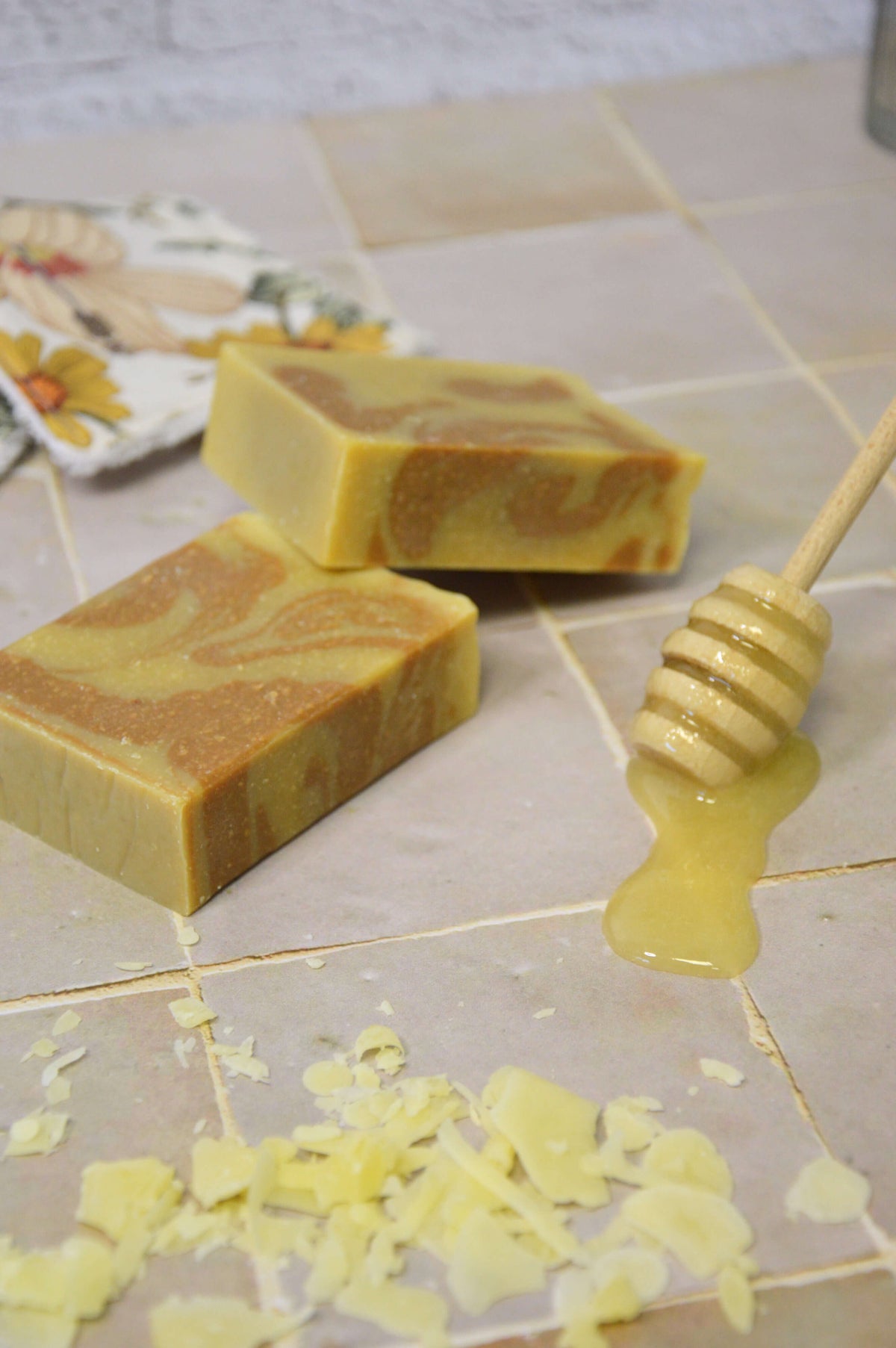 savon au miel et cire d'abeille 